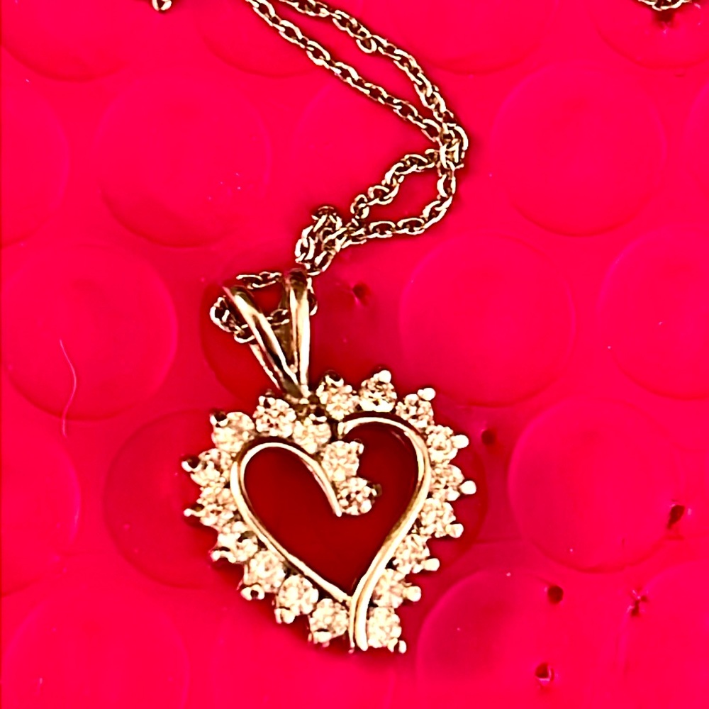 Sterling silver vintage heart pendant necklace Rhinestone?